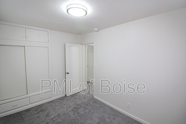 Building Photo - 4312 W Camas St