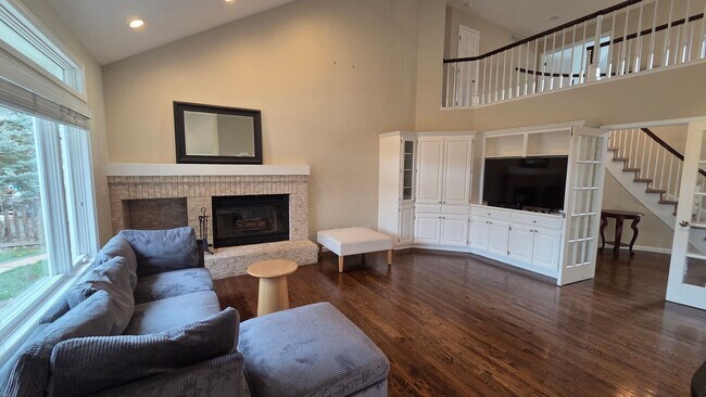 Building Photo - 7 bedroom 5 Bath Home In Desirable Boulder Location - Partially Furnished - 6 Month Lease Only