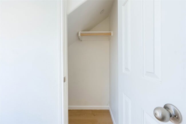 Building Photo - 1179 Landon Ln