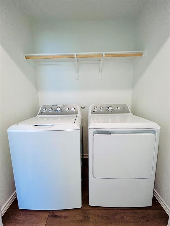 Building Photo - 716 Commander Abbott Dr