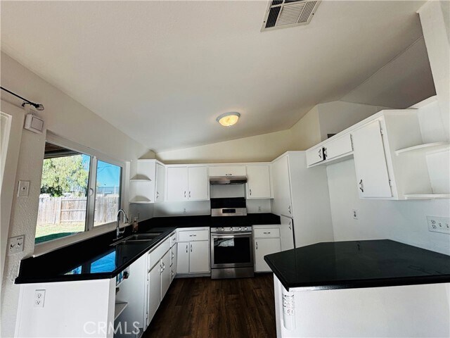 Building Photo - 23806 Elyce Ct