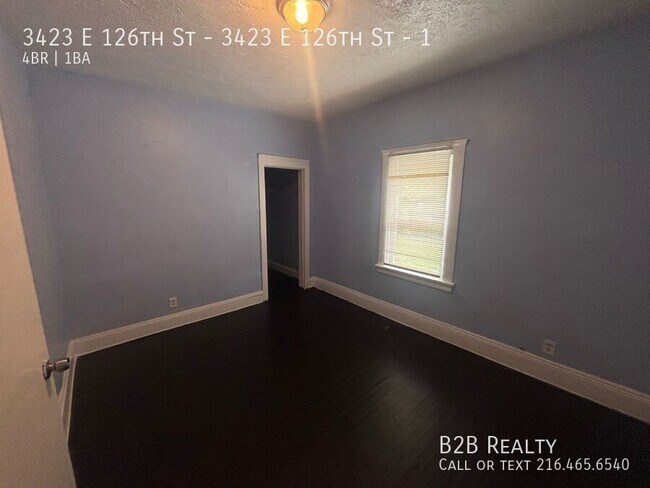 Building Photo - 3423 E 126th St