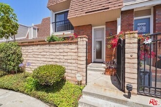 Building Photo - 13065 Mindanao Way