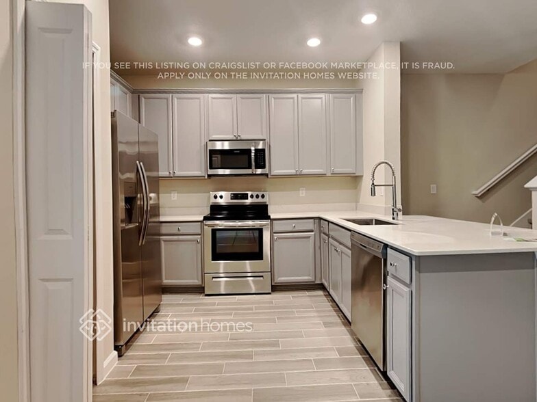 Building Photo - 13219 Shore Grass Dr