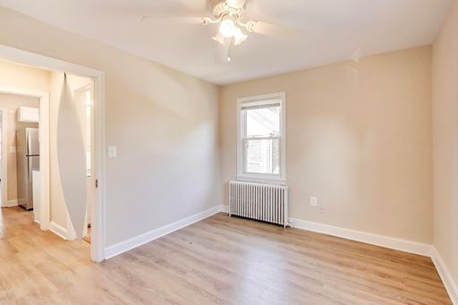 Building Photo - 8507 Flower Ave - Unit 4 Takoma Park, MD 20912 - 2 YEAR LEASE SPECIAL - PETS OK! -  Large 1 Bed w...