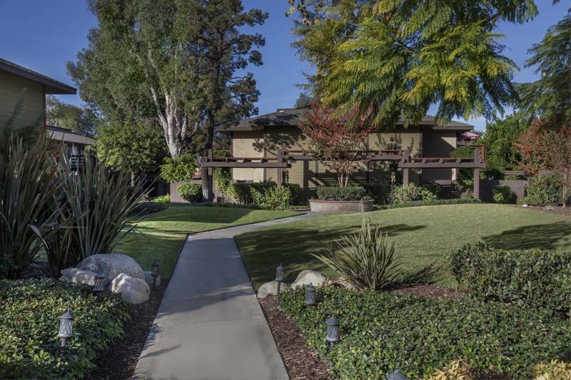 Canyon Pines Apartments 655 N Brea Blvd Brea CA 92821 Apartment Finder