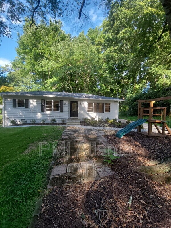 Primary Photo - 1952 Wellbourne Dr NE