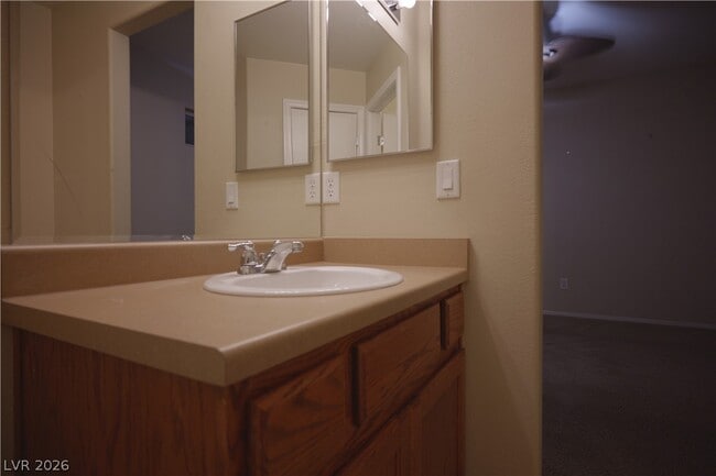 Building Photo - 6026 Alachua St