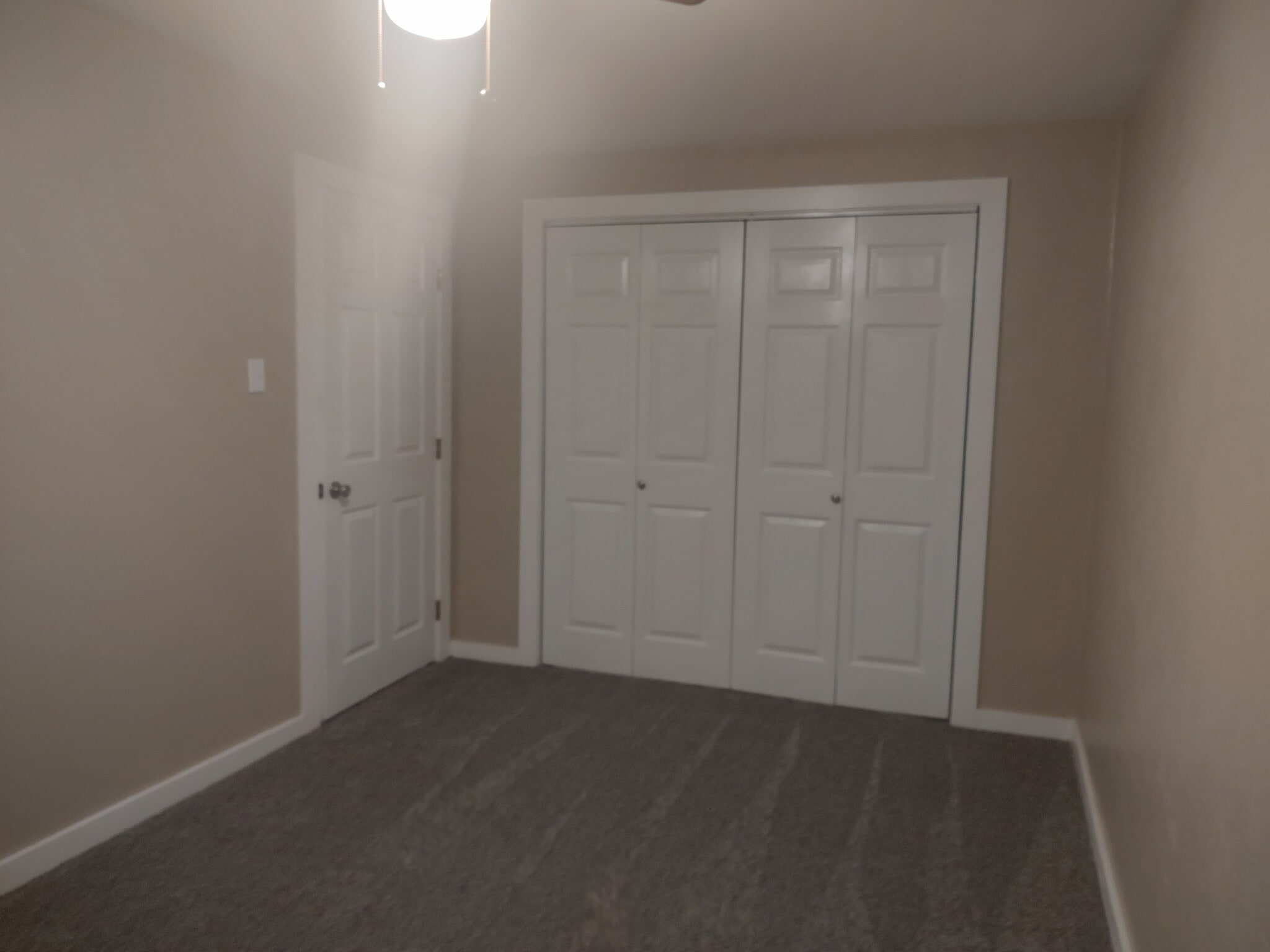 2nd bedroom - 113 NW Main St