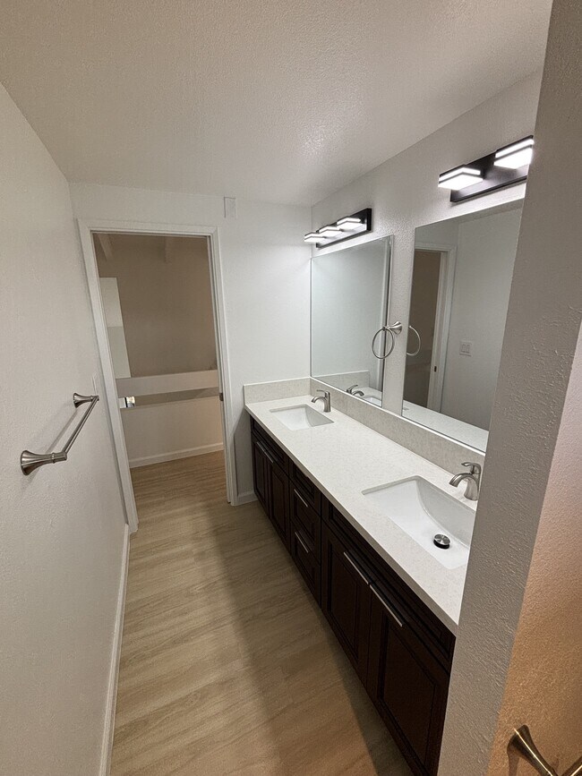 Building Photo - 95-797-797 Lanipaa St