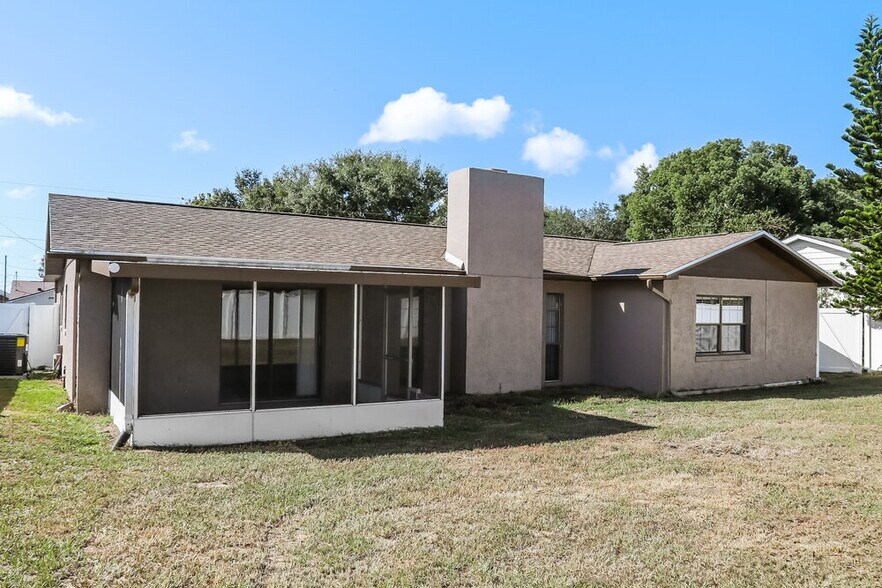 Building Photo - 503 Firewood Ave