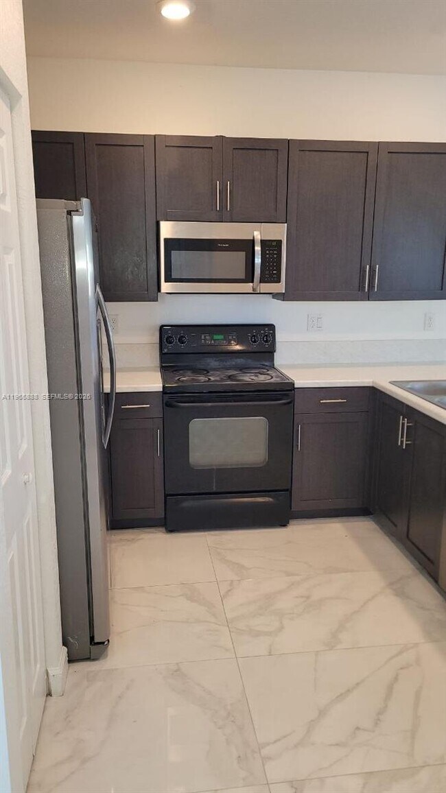 Building Photo - 22910 SW 127th Pl