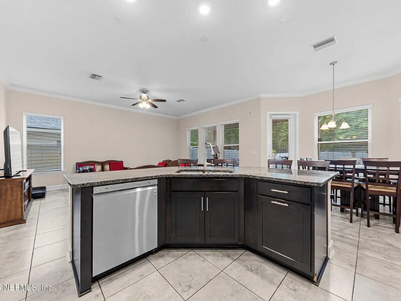 Building Photo - 15672 Tisons Blf Rd