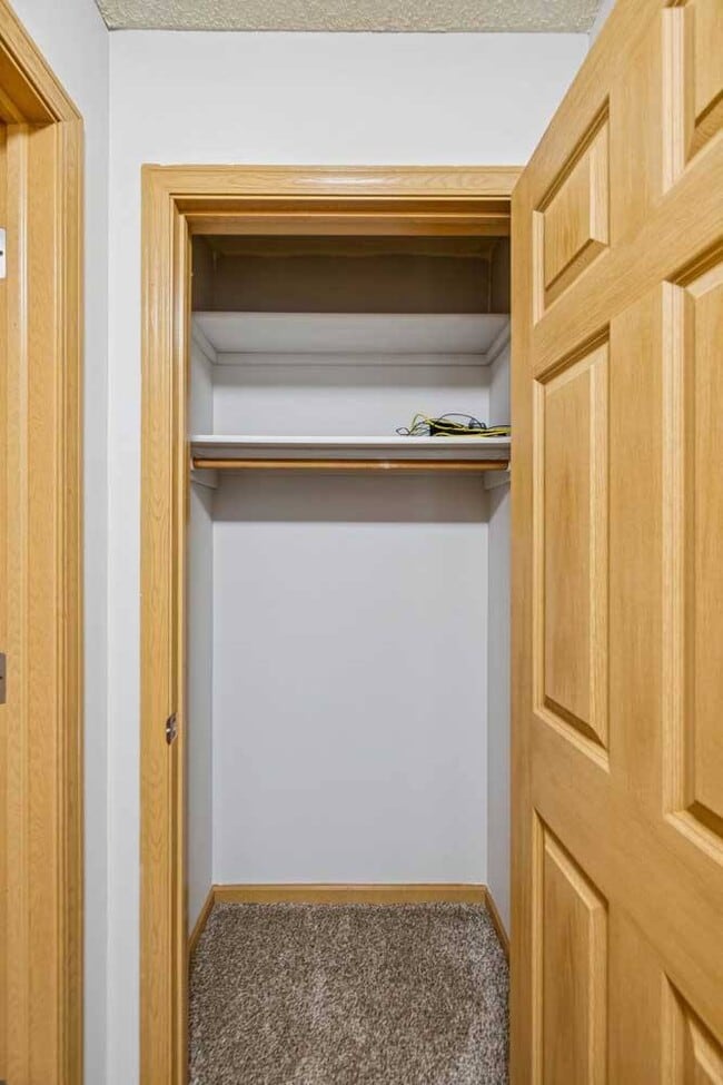 Floorplan - Pinebrook Apartments