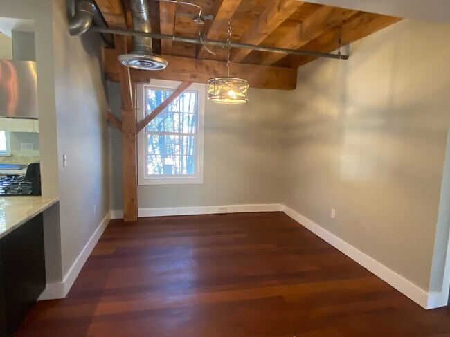 Building Photo - 26 E Lancaster Ave