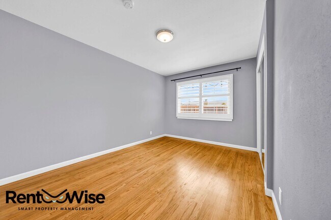 Building Photo - 338 Arbor Dr