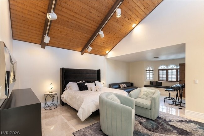 Building Photo - 2845 Queens Courtyard Dr