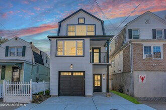 Building Photo - 39 Sea Drift Ave