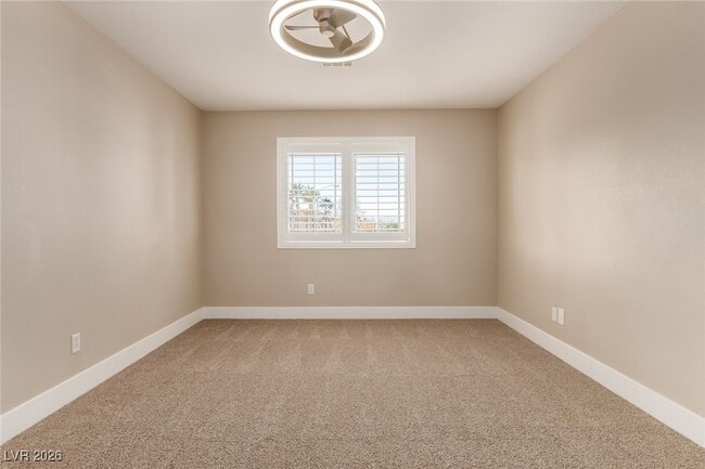 Building Photo - 264 Pointe Ranier Ave