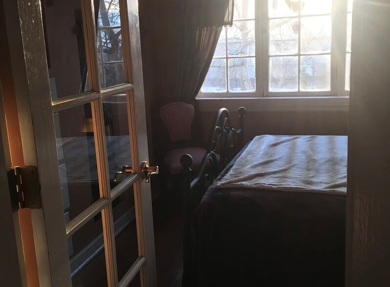 Building Photo - 1426 Orca St