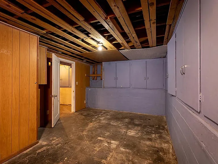 Building Photo - 302 Pacific Terrace