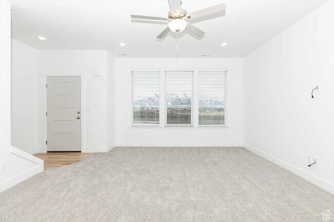 Building Photo - Springville TH 53