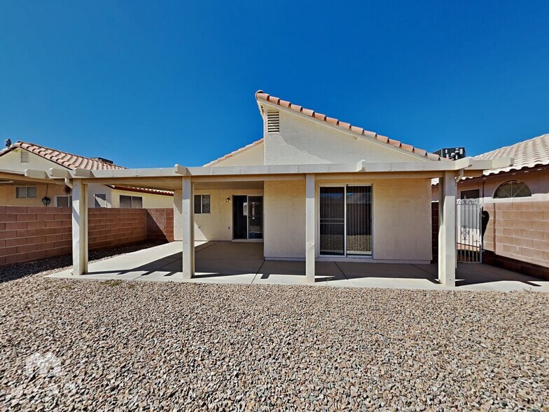 Building Photo - 2858 Mt Hope Dr