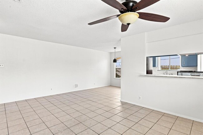 Building Photo - 5700 Cherry Park