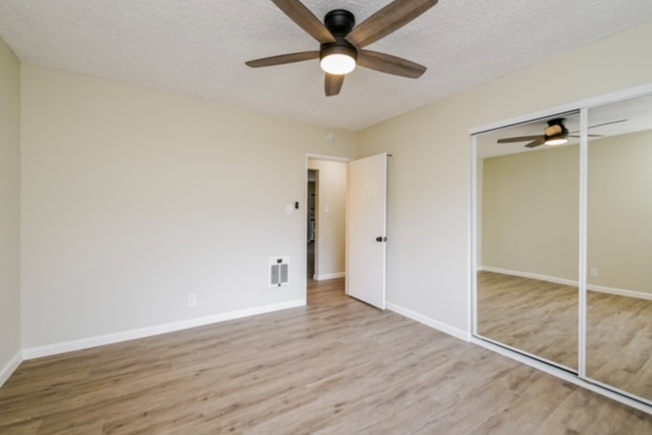 Building Photo - 59 Esperanza Ave