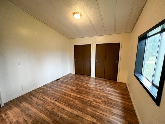 Building Photo - 8822 Holmquist Rd SE