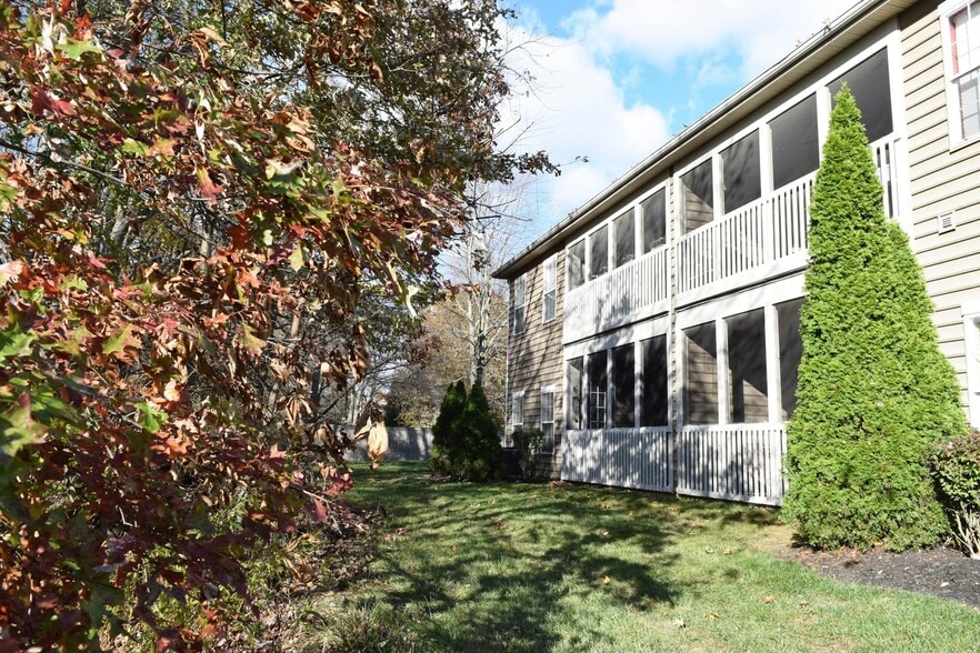 Building Photo - 6126 Kirklington Cir