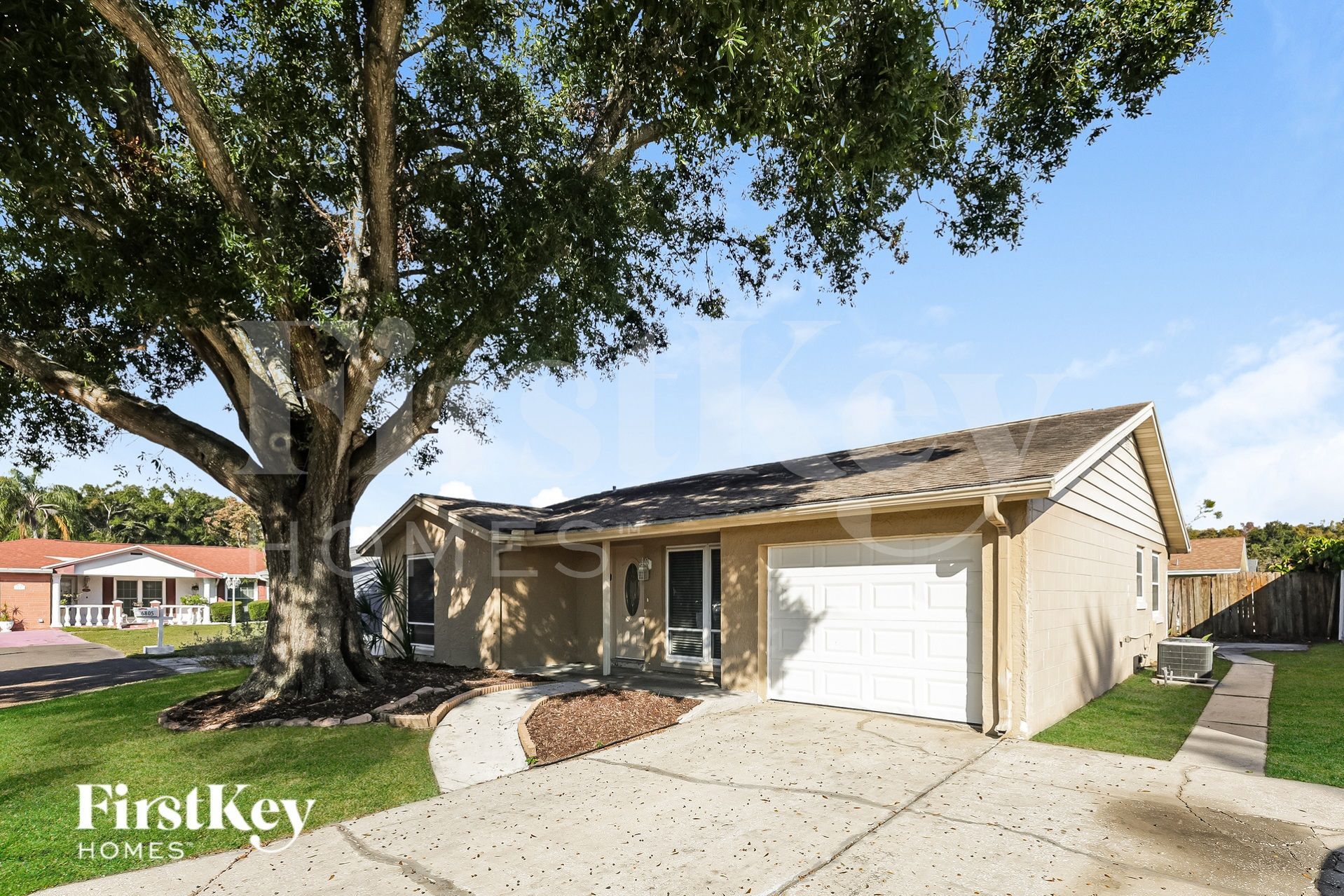 Building Photo - 6803 Fernfield Ct