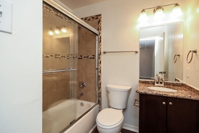Building Photo - 6615 Lower Arrow Dr