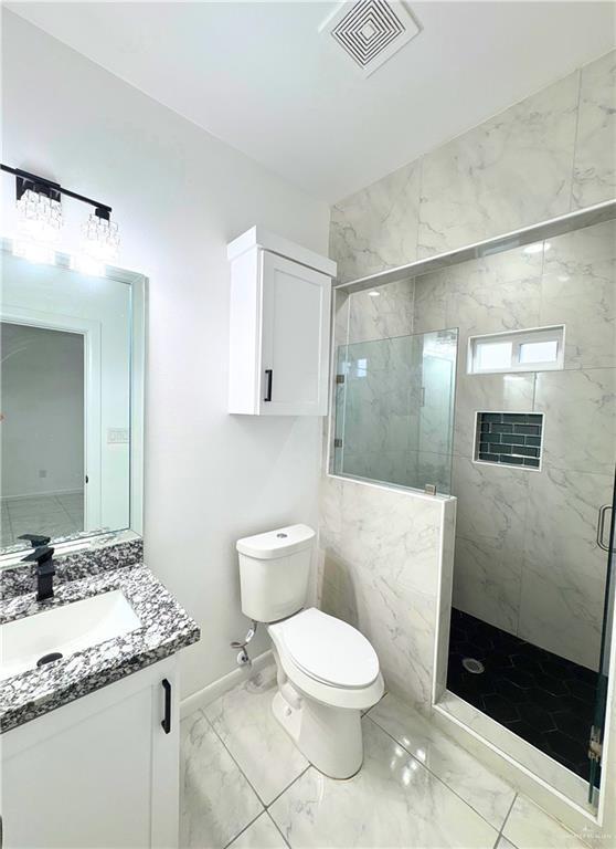 Building Photo - 13 W Woodson Dr