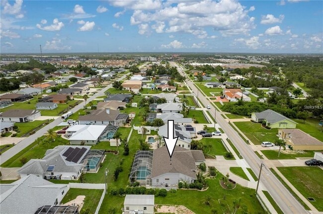 Building Photo - 23420 Peachland Blvd