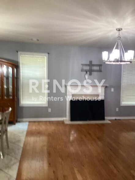 Building Photo - 2377 Peach Shoals Cir