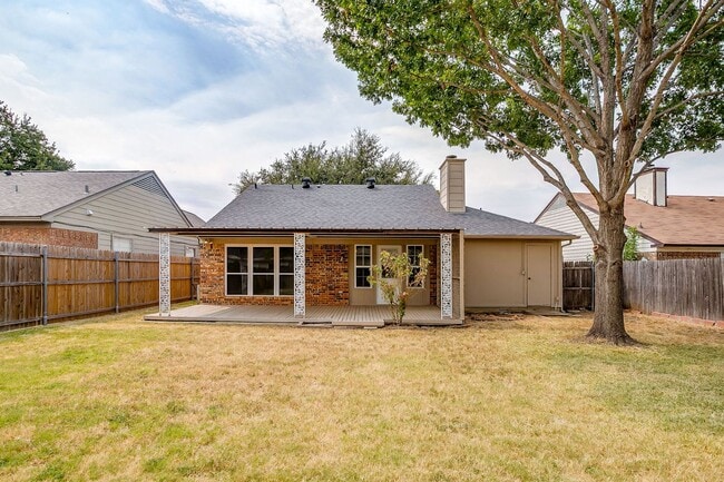 Building Photo - 4017 River Birch Rd