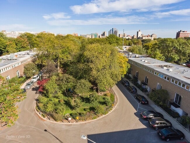Building Photo - 5647 S Harper Ave