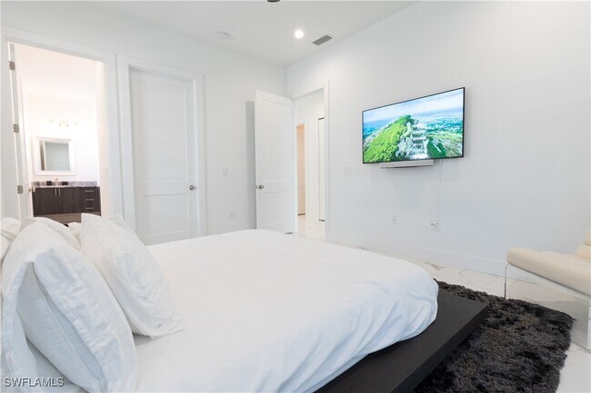 Building Photo - 4064 Full Moon Ct