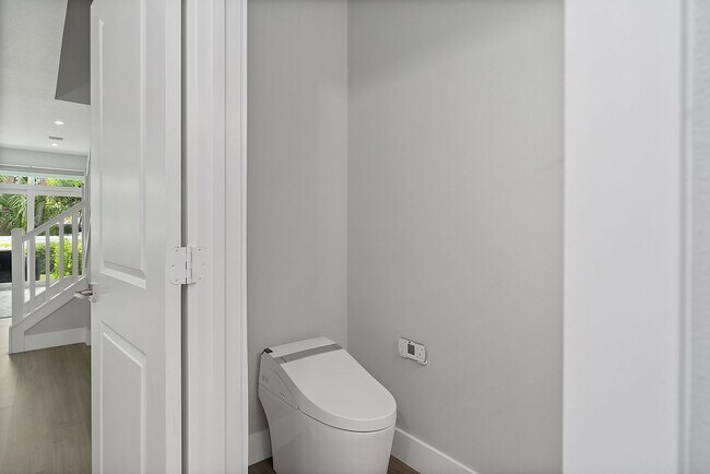 Building Photo - Frederick Isles Townhomes - Delray Beach