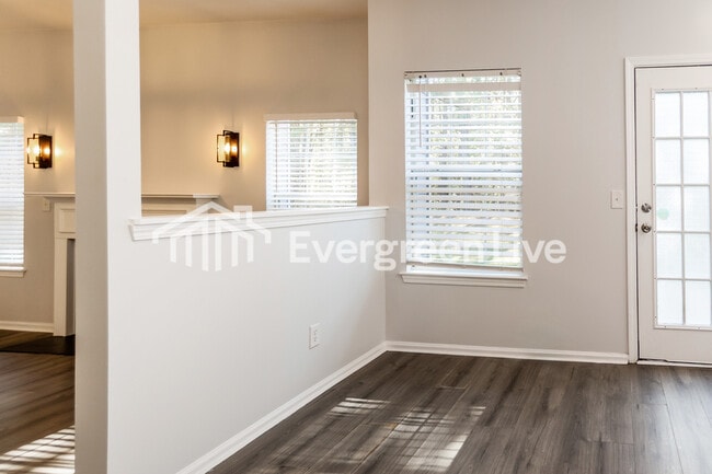 Building Photo - 7189 Cavender Dr SW