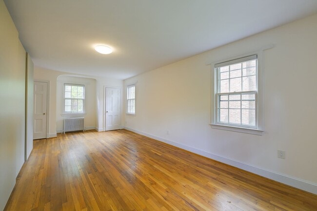 Building Photo - Charming & Spacious Colonial in N Cleveland Park w/Park-Like Rear Garden & Detached Garage