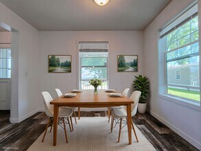 Building Photo - 2005 Falcon Terrace NW