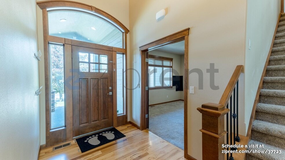 Building Photo - 5606 E 14th Ave