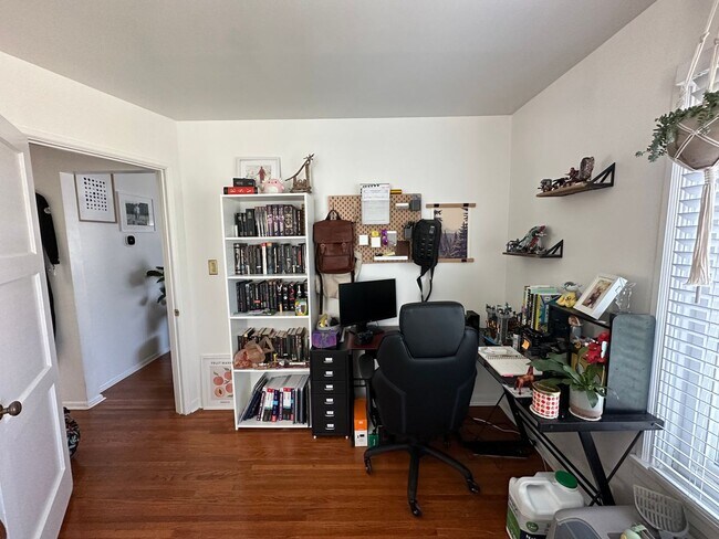 Building Photo - Wonderful House on the southeast benches in Provo