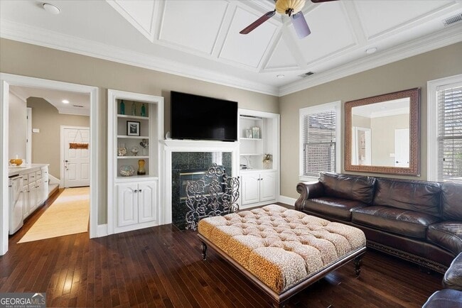 Building Photo - 530 Slane Trce