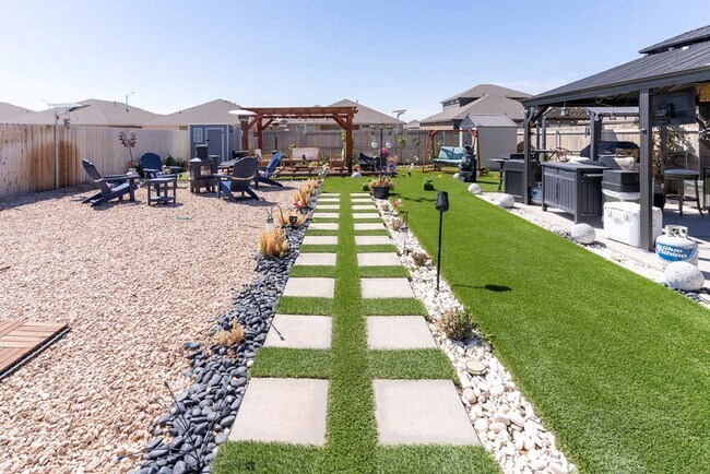 Building Photo - 7710 Purple Vitex Rd