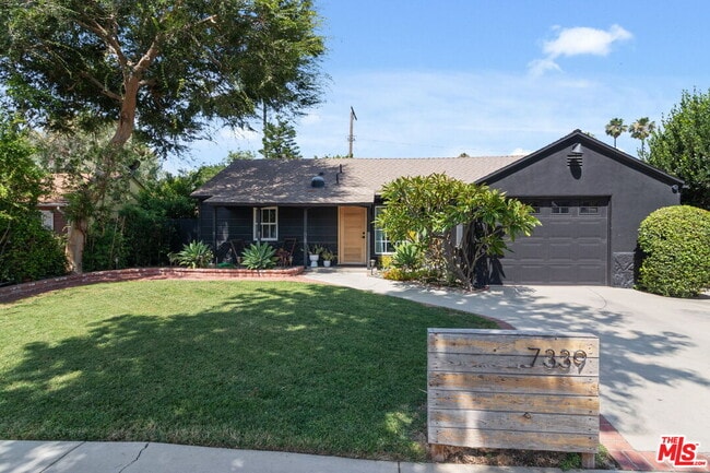 Building Photo - 7339 Lasaine Ave