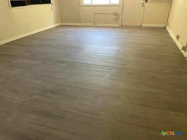 Building Photo - 1818 Janis Dr