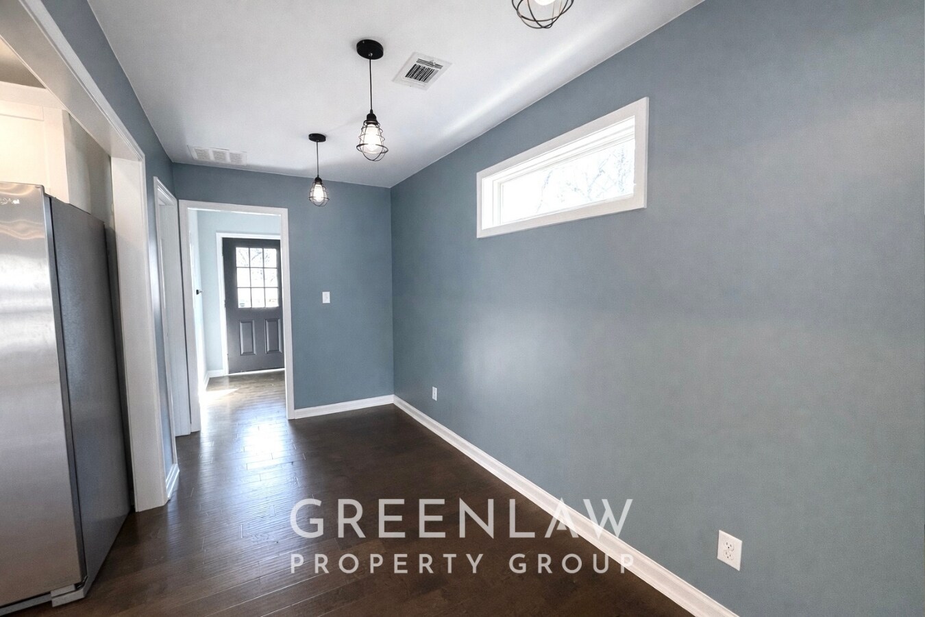 Building Photo - 256 Birch St